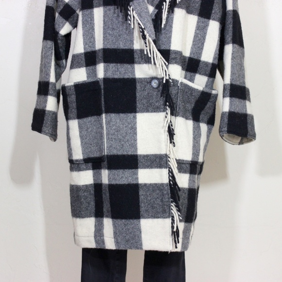 Vintage L.L. Bean Maine Buffalo Plaid Fringe Coat - Picture 3 of 8